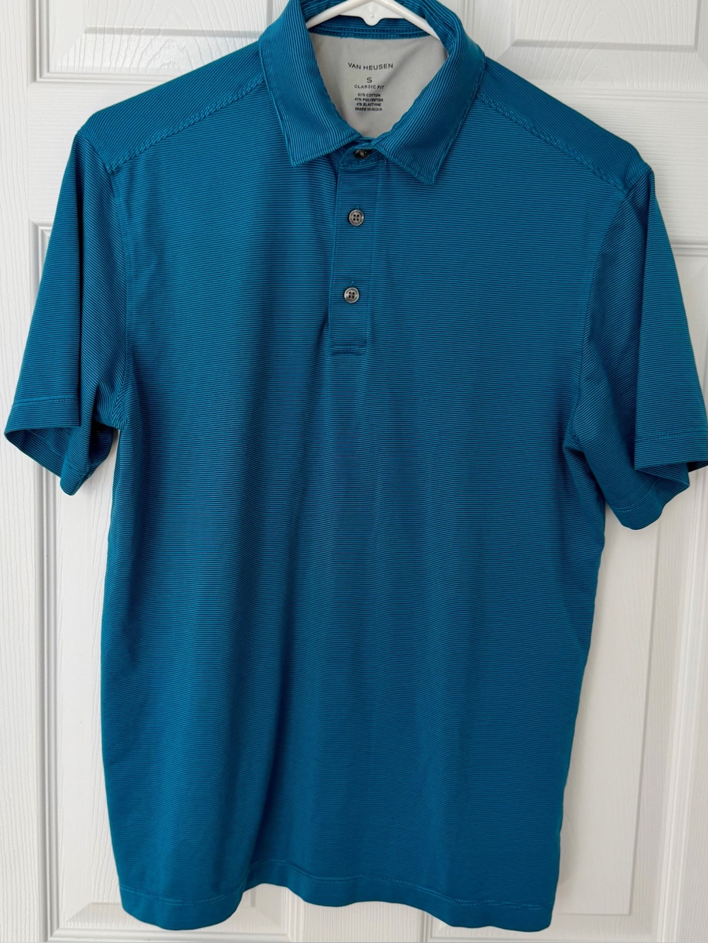 Men’s Van Heusen Short Sleeve Micro-Stripe, Classic Fit Polo - Size S